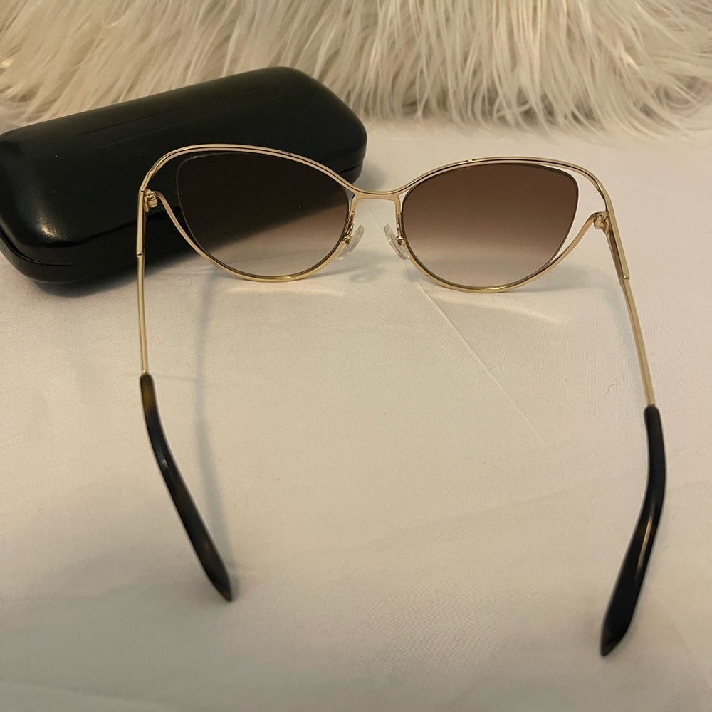Alexander Mcqueen Sunglasses with Black Case - Picture 3 of 3